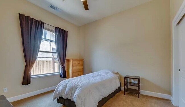 Foto del edificio - 3 bed / 2 bath in Wingfield Springs - Available 3/15/2026!