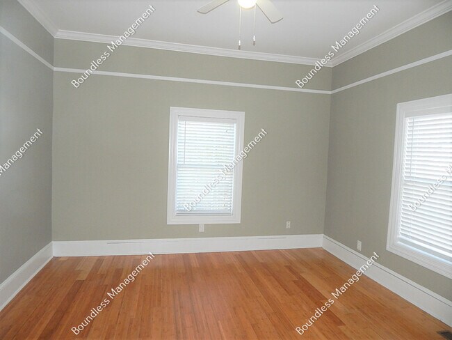 Photo - 1429 Beatie Ave SW House