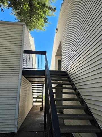 Foto del edificio - 7431 Holly Hill Dr