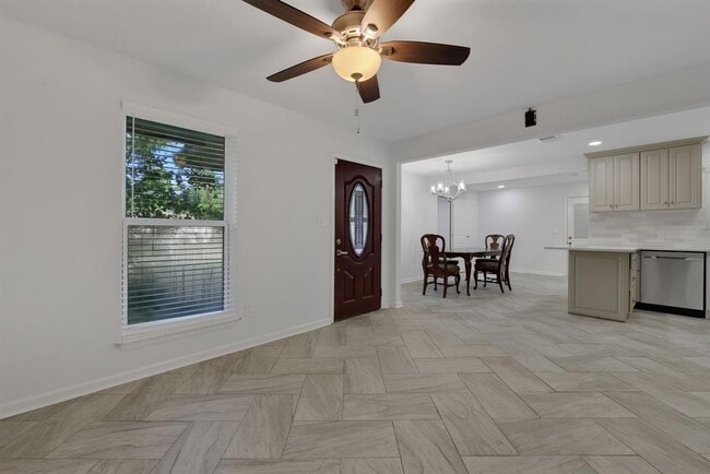 Foto del edificio - 8638 Cottage Gate Ln