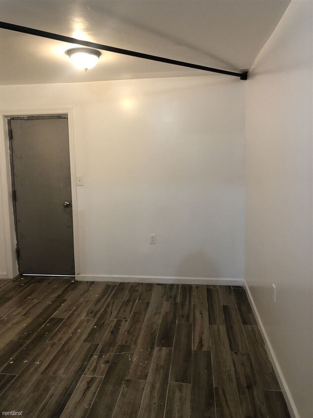 Building Photo - Studio, 1 bath  - 392 E 170th St Studio