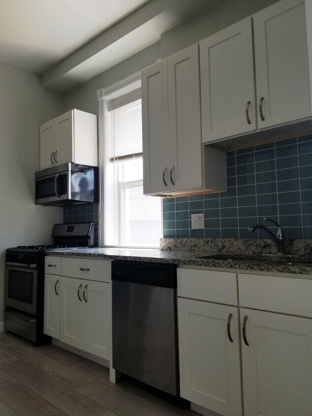 Foto principal - 1653 N Halsted St