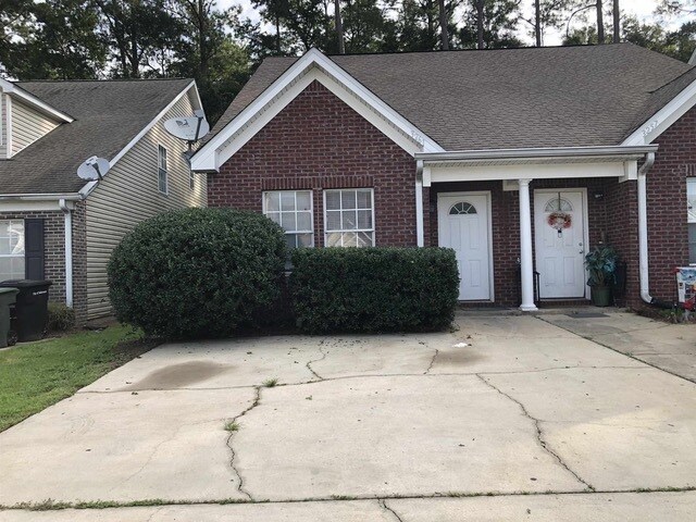 Primary Photo - 3261 Sawtooth Dr