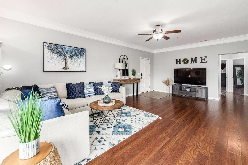 Foto principal - 6253 Craughwell Ln