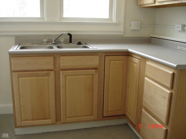 Foto del edificio - 417 W 41st St