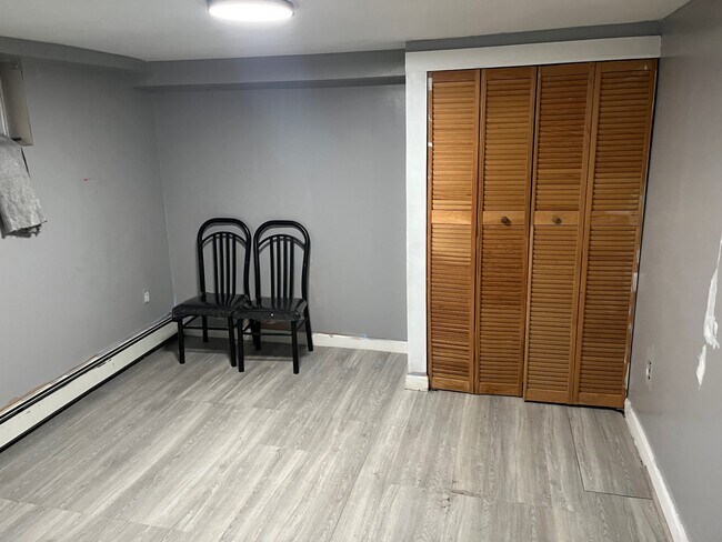 Foto del edificio - 635 E 226th St