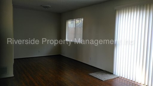 Foto del edificio - 9050 Colony Pl
