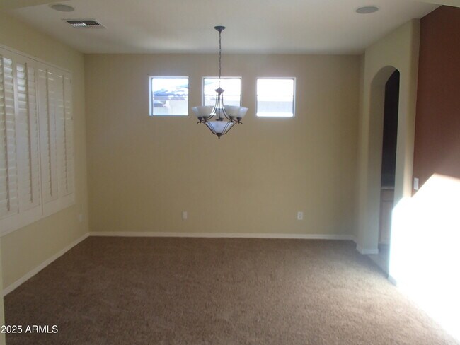 Building Photo - 9007 S 53rd Dr