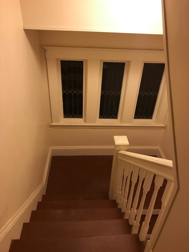 Building Photo - 2 Munster Terrace