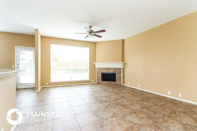 Foto del edificio - 8309 Orleans Ln