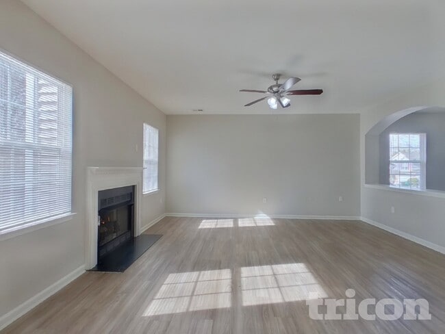 Building Photo - 1221 Jordans Pond Ln