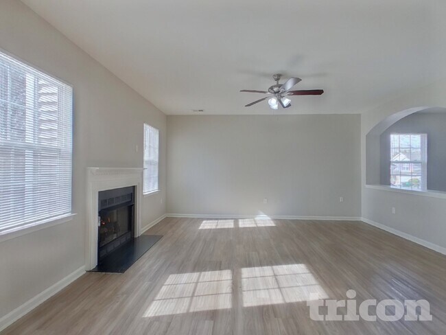 Foto del edificio - 1221 Jordans Pond Ln