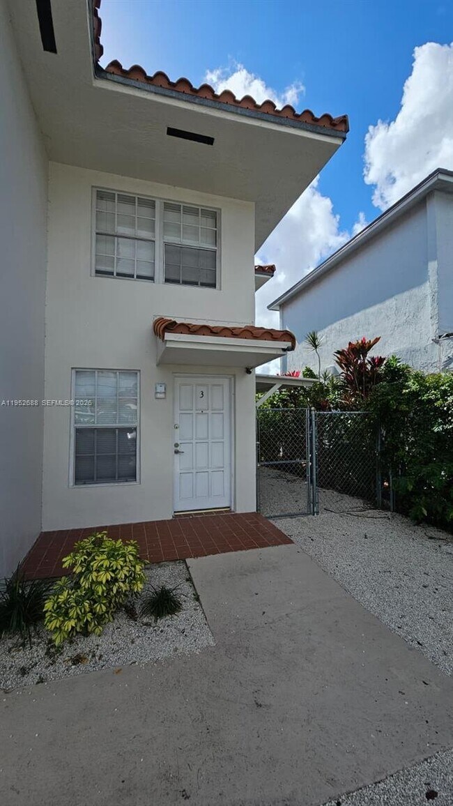 Foto del edificio - 5720 SW 5th St
