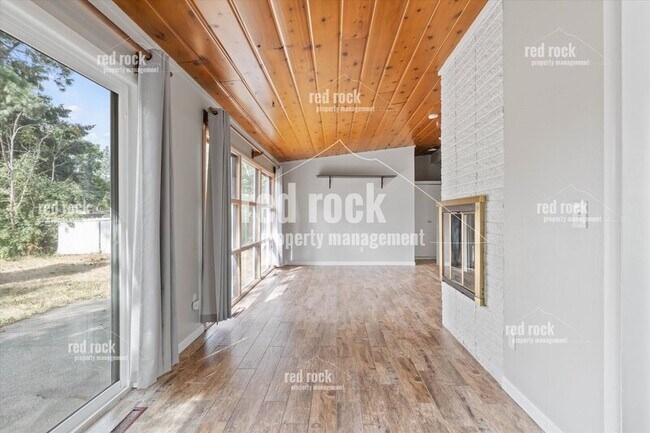 Foto del edificio - 1428 E 40th Ave