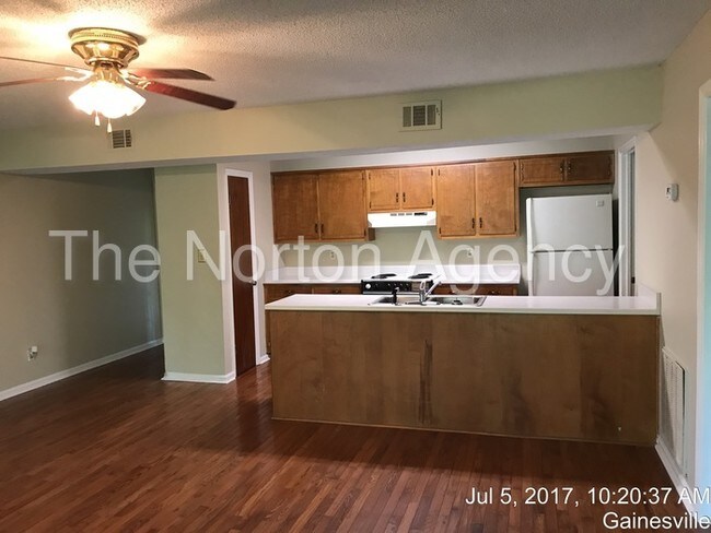 Foto del edificio - 3980 Darryl Ln