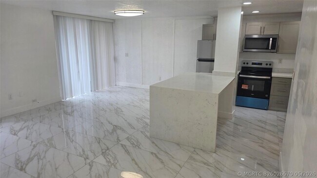 Foto del edificio - 1758 NW 55th Ave