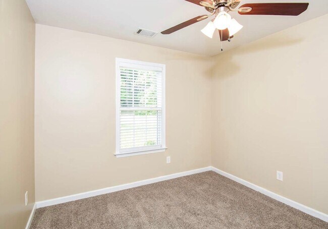 Building Photo - 433 Merced Ct