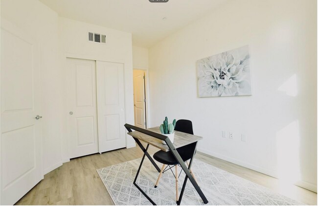Building Photo - 261 Montalcino Cir