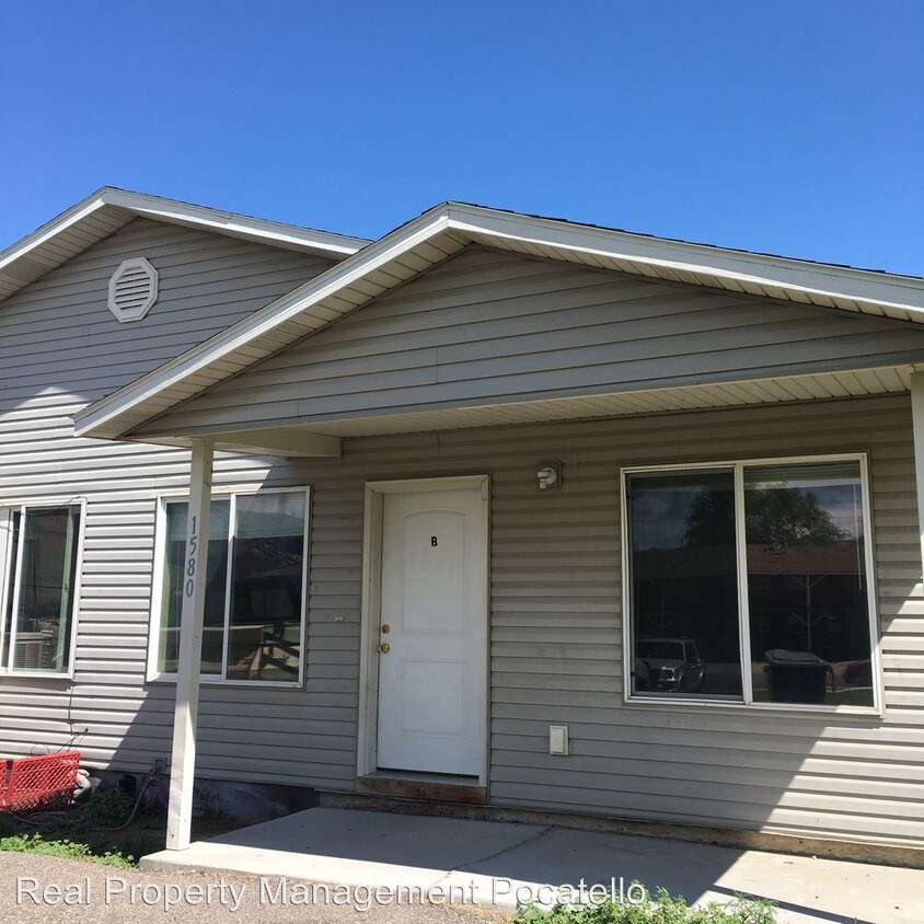 Foto principal - 1580 Zener St