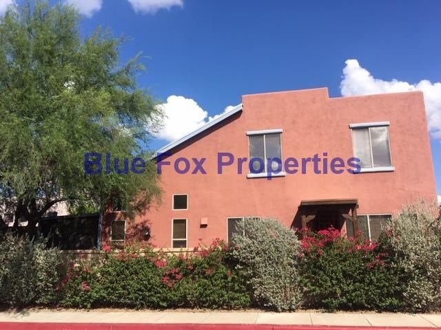 Building Photo - 5331 E Calle Vista De Colores