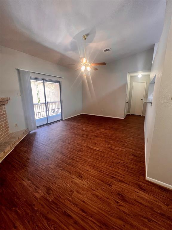Building Photo - 923 Carrell St
