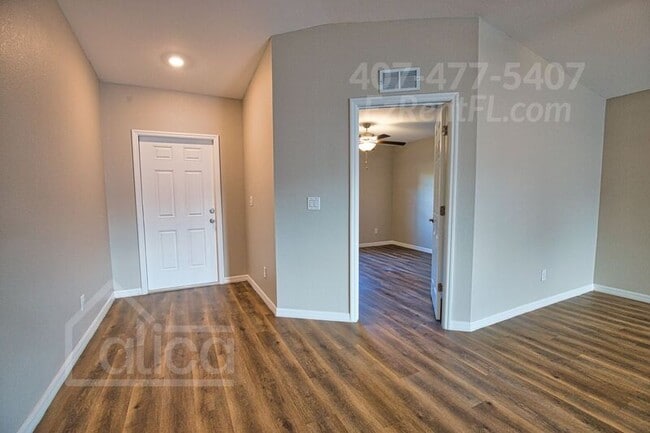 Building Photo - 2905 3rd St SW