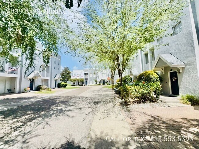 Foto del edificio - 4539 Bay Spring Ct