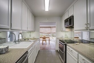 Building Photo - 2228 Addison Rd