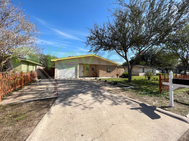 Foto del edificio - Beautiful 3bed/1.5 bath home in Edinburg!