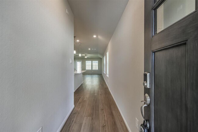 Building Photo - 17586 Rosette Grass Dr