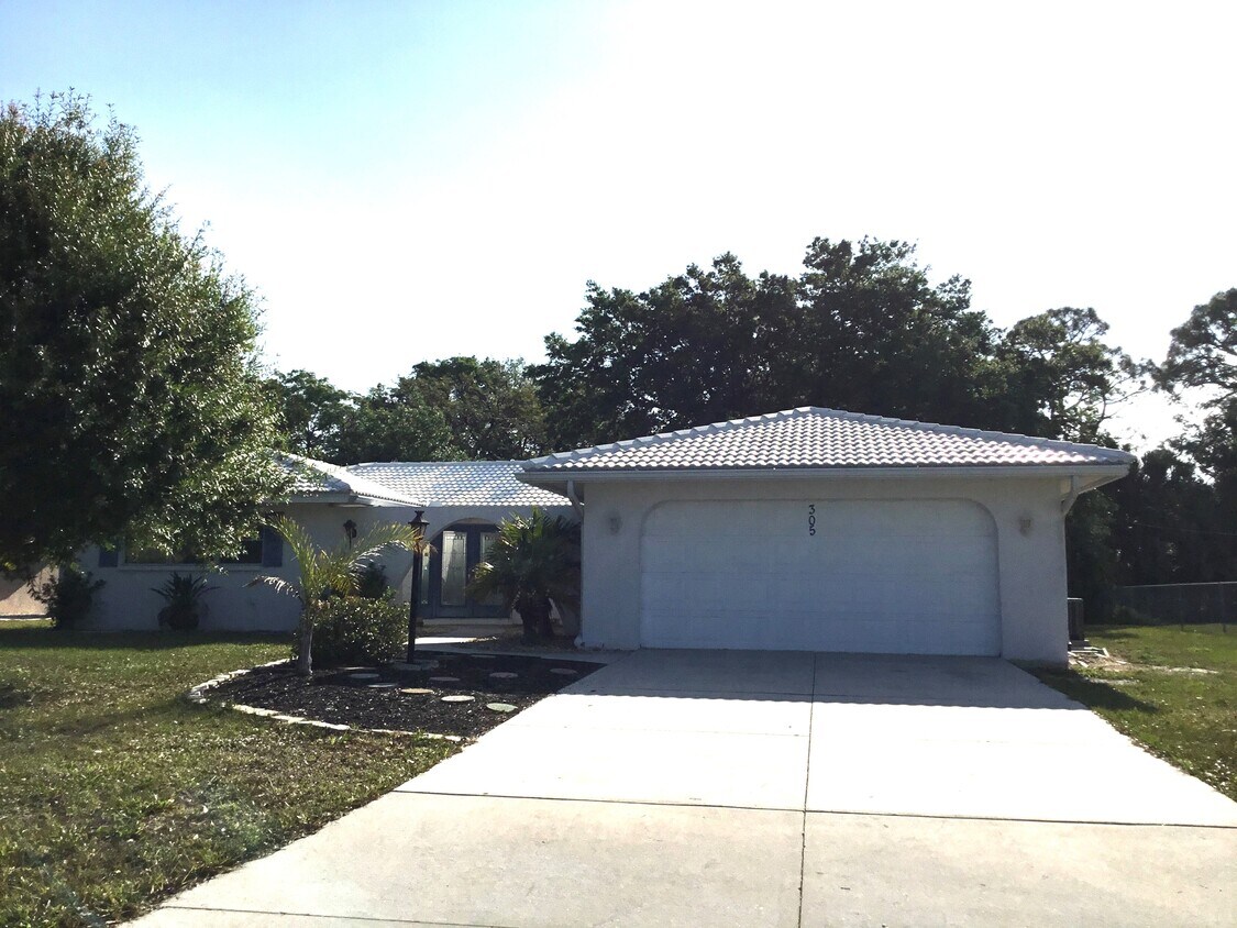 305 Matisse Cir E, Nokomis, FL 34275 House Rental in Nokomis, FL
