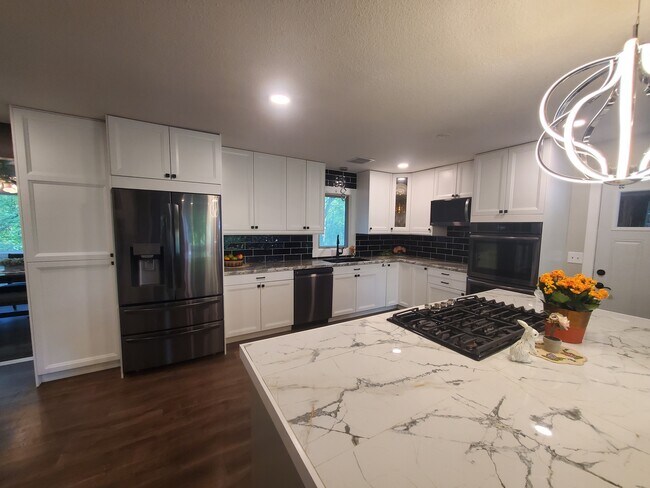 Foto del edificio - 7013 234th Ave NE