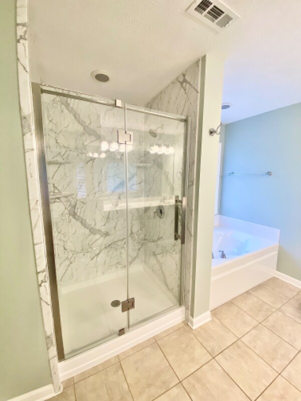 Foto del edificio - 64 Lakewind Ct