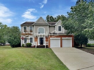 Building Photo - 601 Crossing Dr