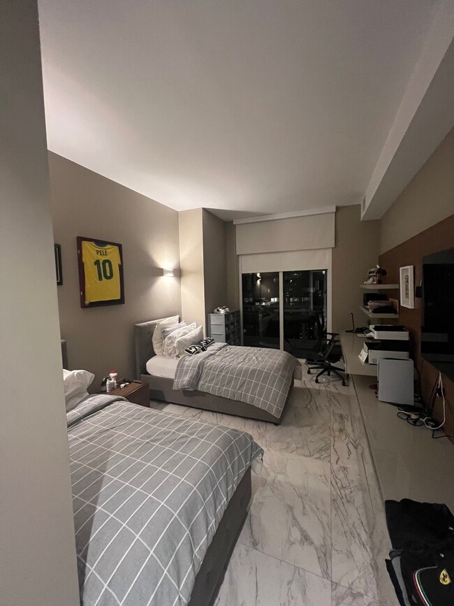 Building Photo - 21205 Yacht Club Dr Building Photo - 21205 Yacht Club Dr