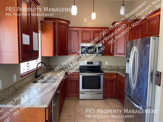 Building Photo - 117 S Crestview St