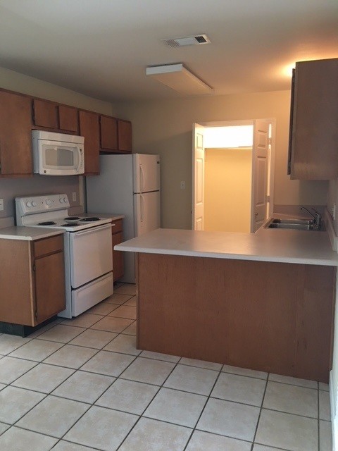 Foto del edificio - 3203 Cypress St