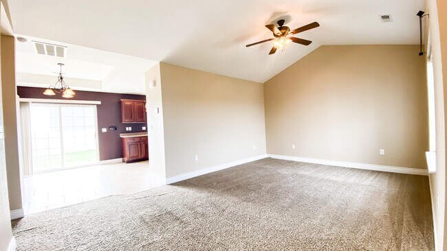Building Photo - 20272 London Ln