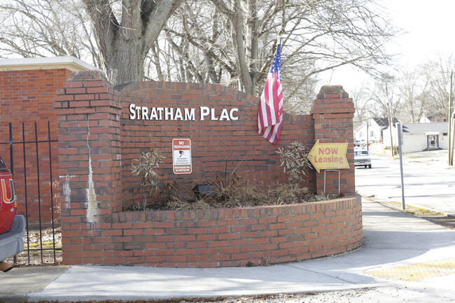 Foto del edificio - Stratham Place Apartments