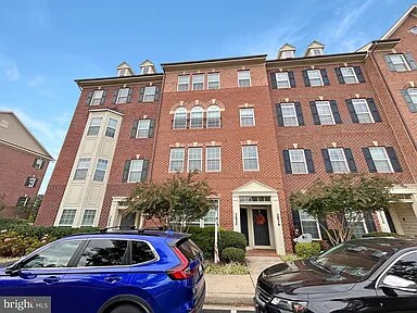 Foto principal - 3632 Holborn Pl