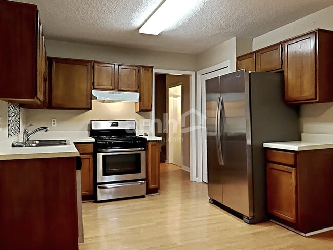 Foto del edificio - 5333 Muirwood Pl