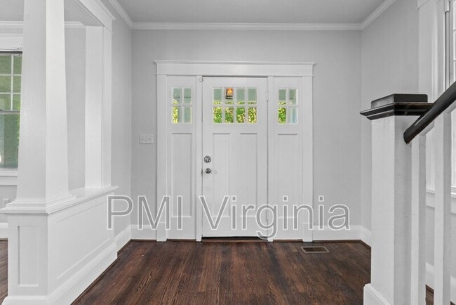 Building Photo - 2704 Ballentine Blvd