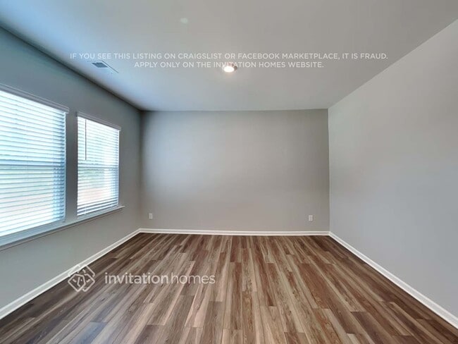 Foto del edificio - 42 Rivulet Dr