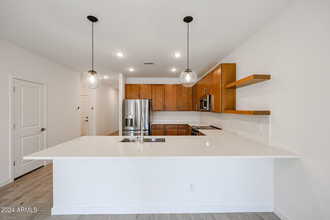 Foto del edificio - 7811 N 79th Dr