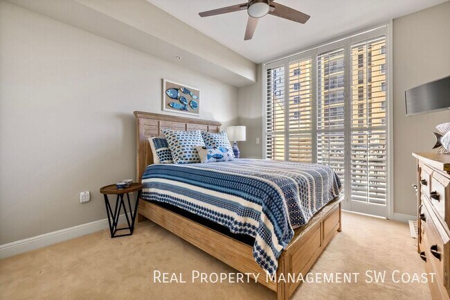 Foto del edificio - 5781 Cape Harbour Dr
