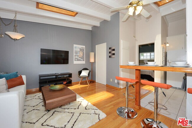 Foto del edificio - 313 Mildred Ave