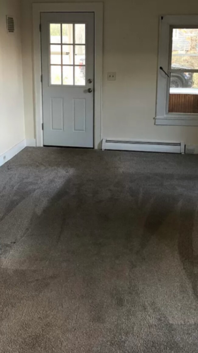 Living room - 48 Carver Blvd
