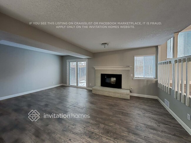 Foto del edificio - 17293 E Kenyon Dr