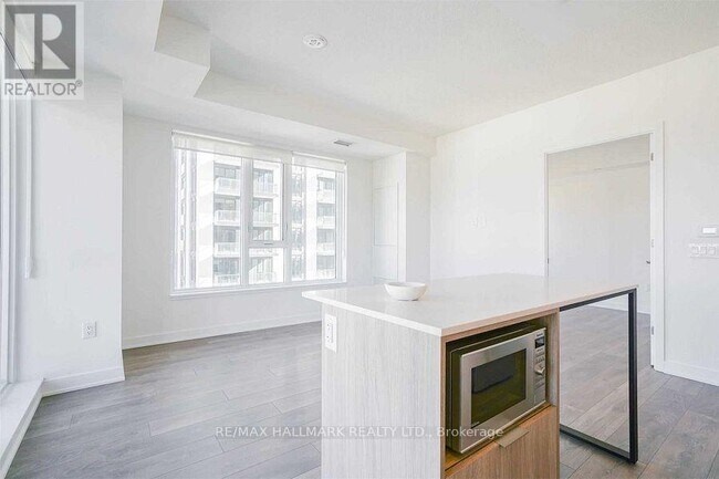 Building Photo - 35 Tubman Ave