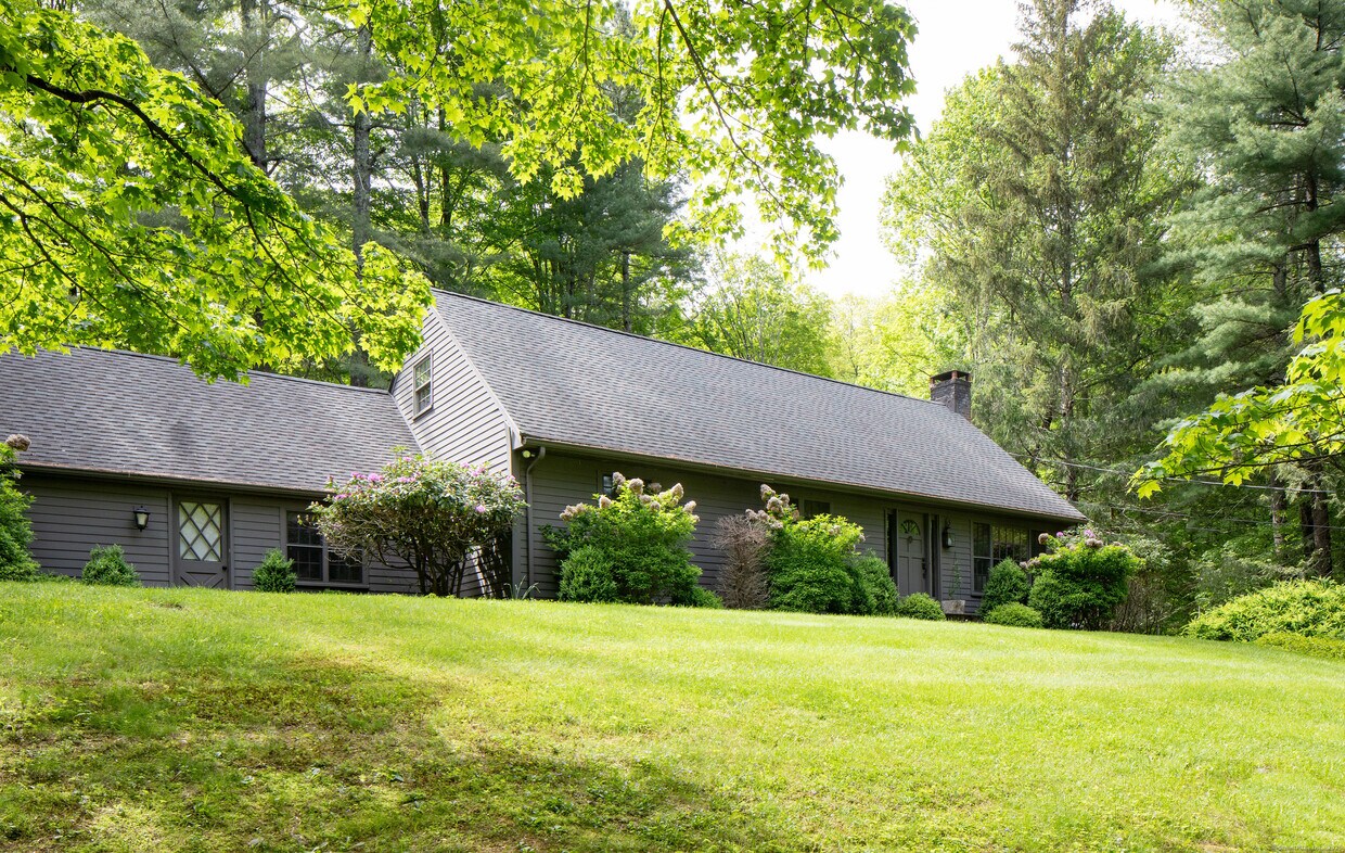 Foto principal - 109 Cobble Rd